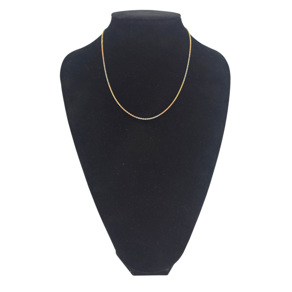 Collana funetta tricolore oro 18 carati 50 cm su busto nero