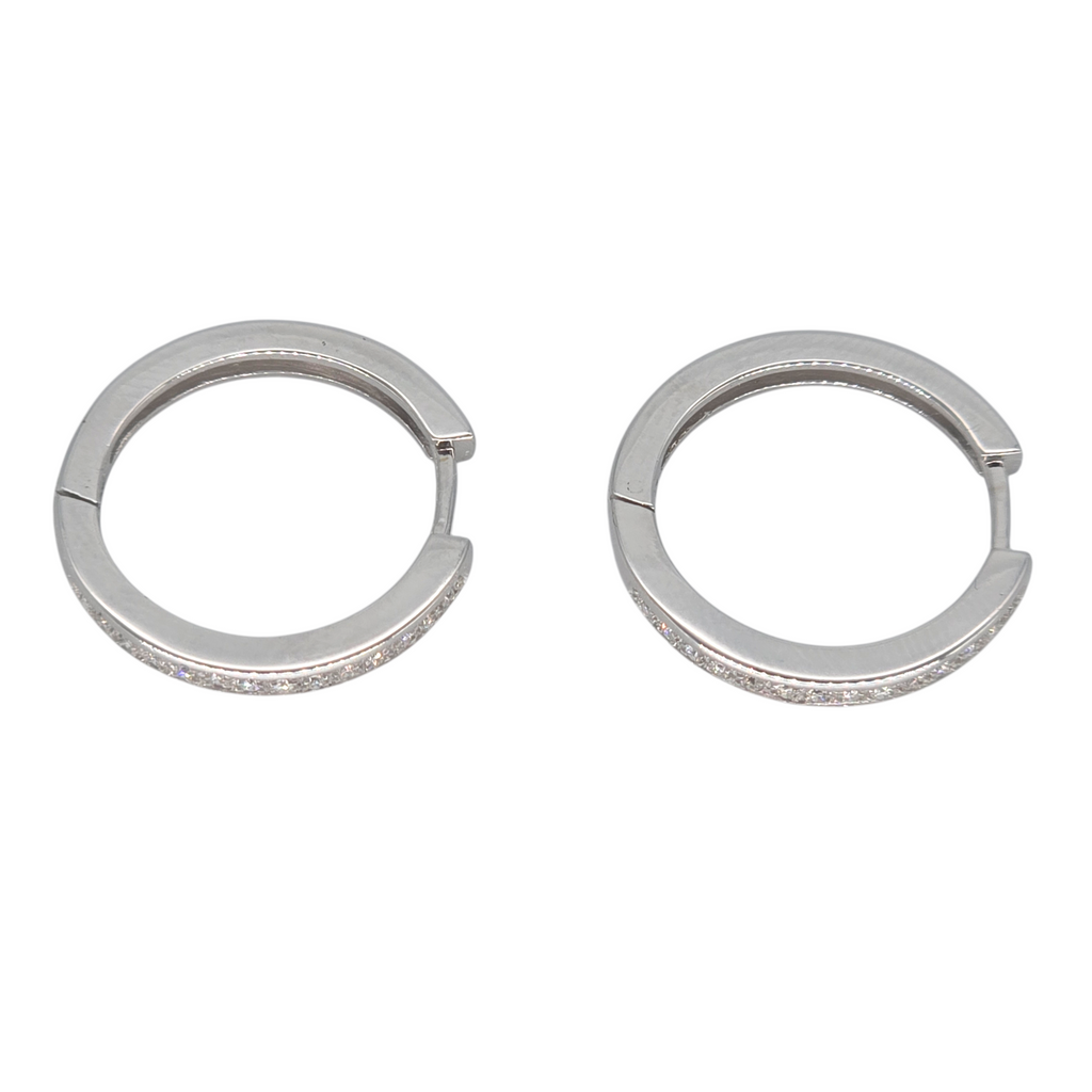 Boucles d'oreilles femme or blanc 750 grands créoles lisses