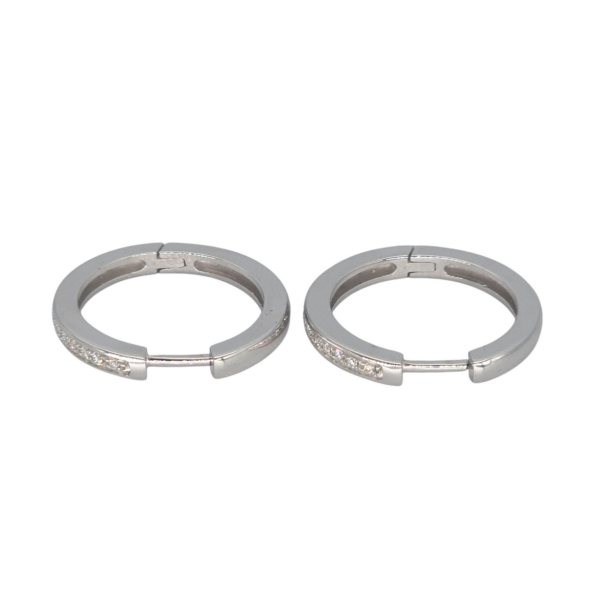 Boucles d'oreilles femme or blanc 750 grands créoles lisses