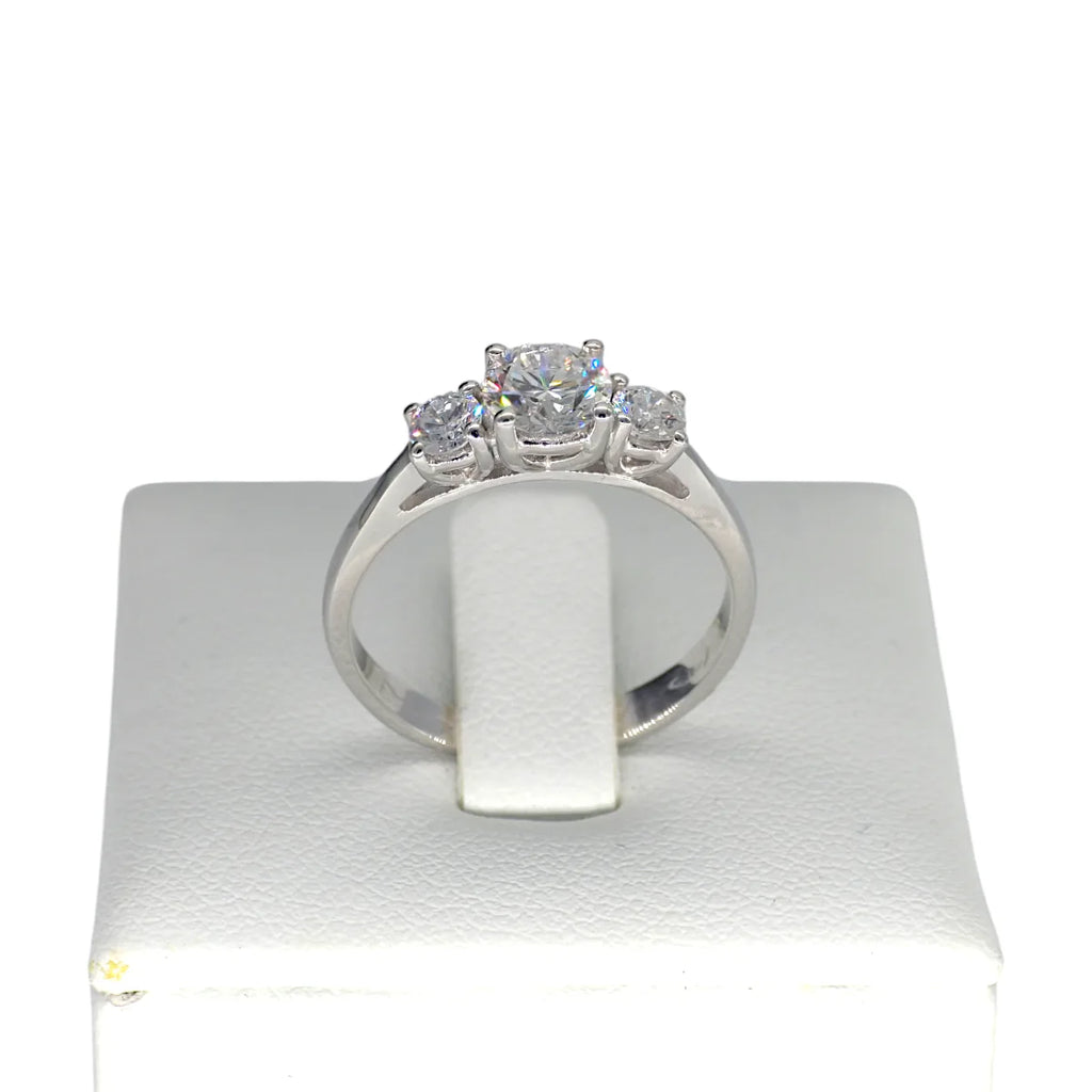 Anello Trilogy a scala in oro da Donna con Diamanti