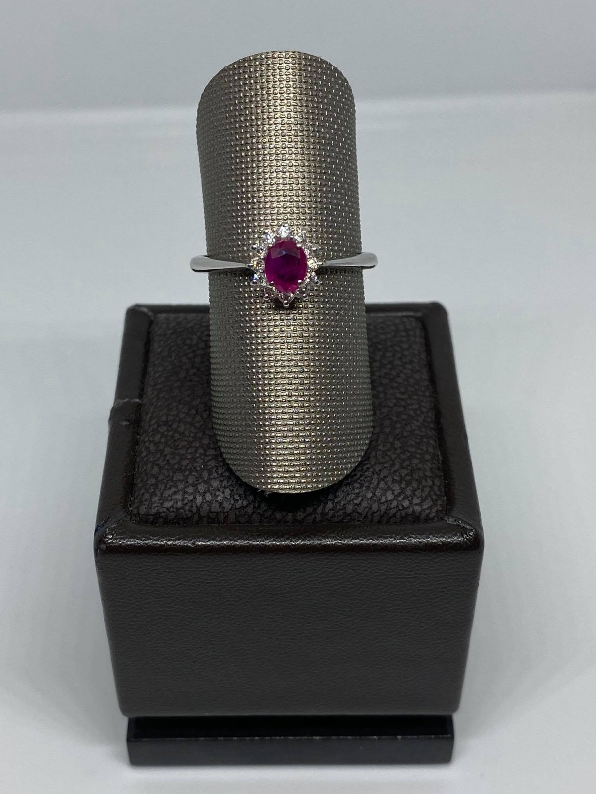 Damenring von PG Gioielli mit Rubin in Weißgold und Diamanten anladyr/2