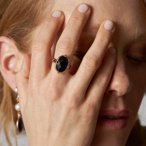 Anello donna Unoaerre con pietra nera 2271