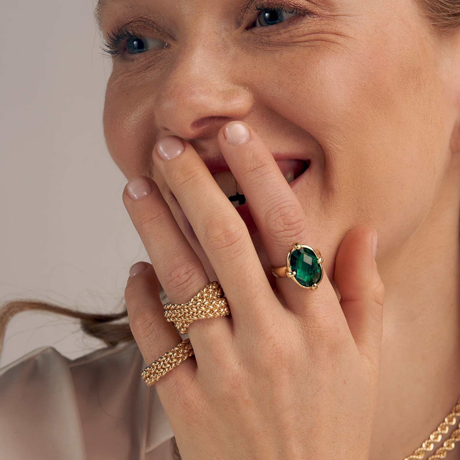 Anello donna Unoaerre con pietra verde 2267
