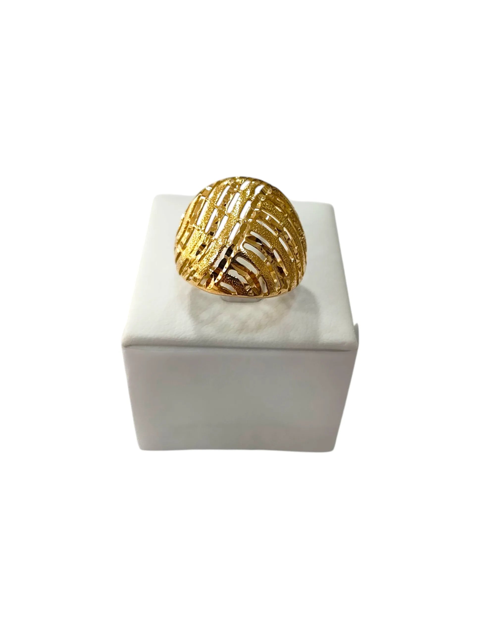 Anello donna in oro giallo 18kt lavorato elegante