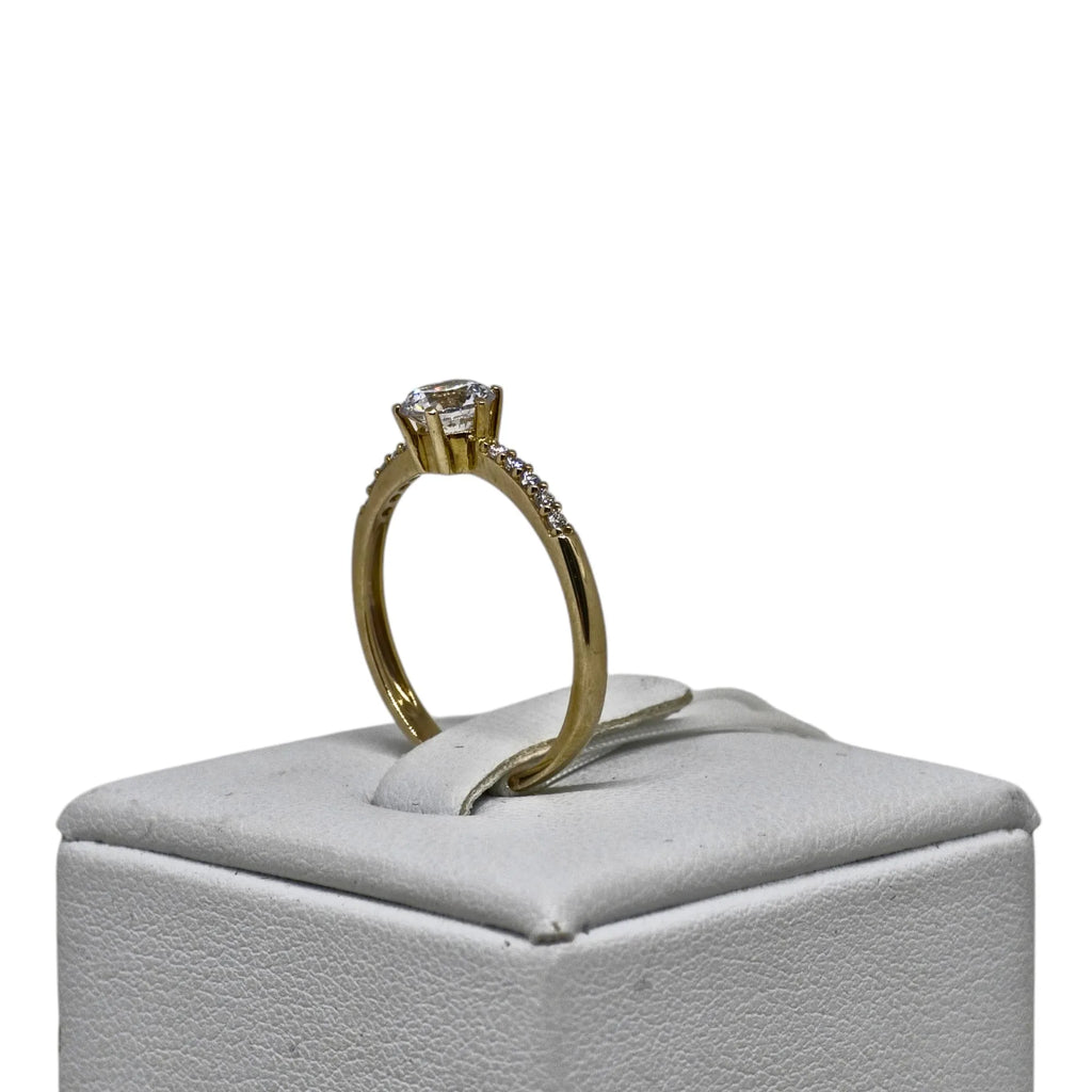 Damen-Solitärring aus 9 Karat Gelbgold mit weißen Steinen