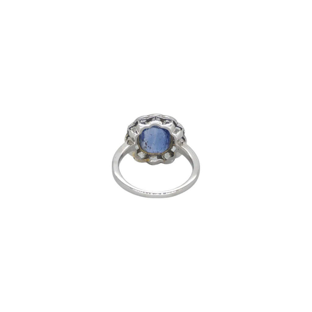 Anello donna zaffiro blu centrale e diamanti bianchi