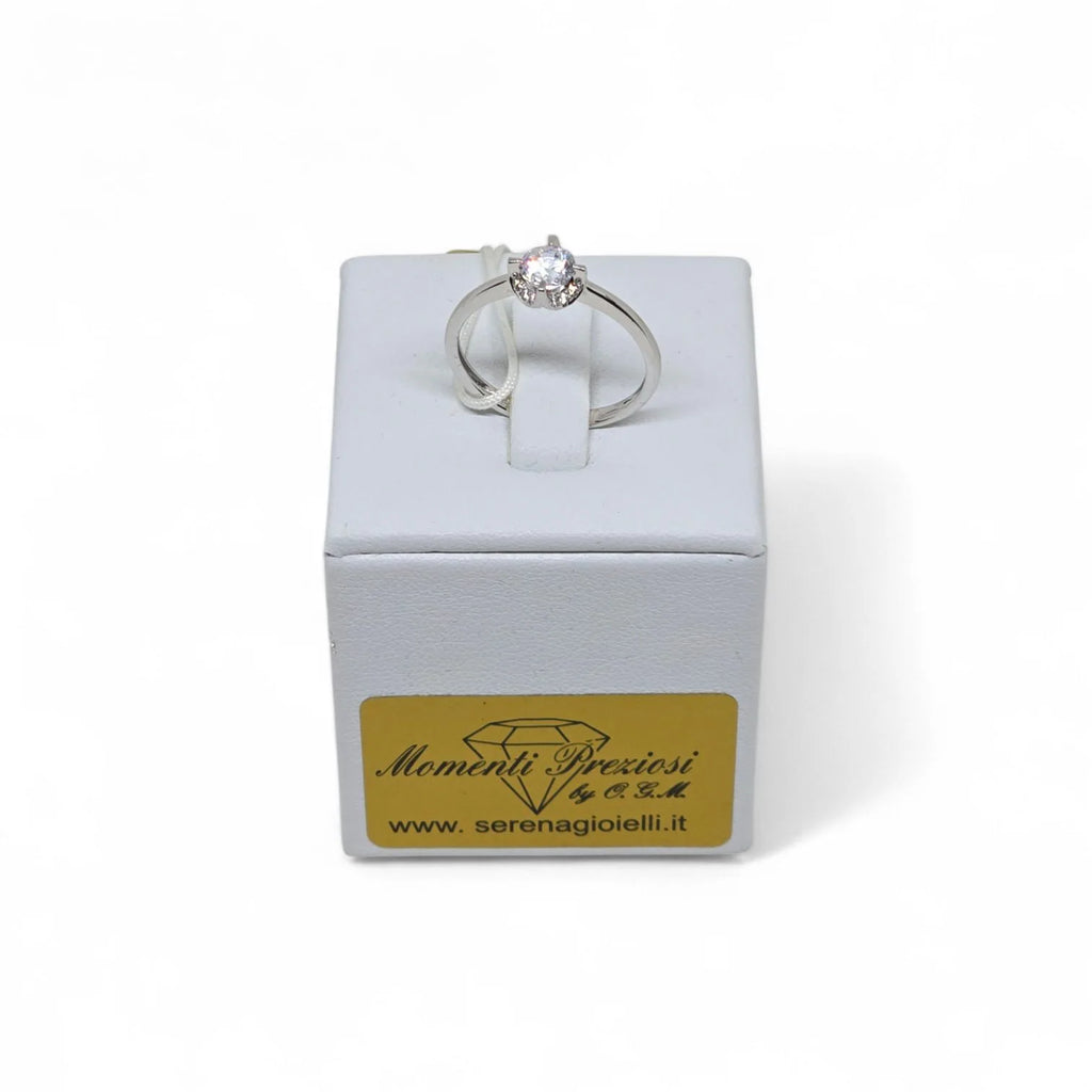 Anello iGold in Oro Bianco 9ct con Pietra Centrale di Zircone Bianco e Zirconi Bianchi