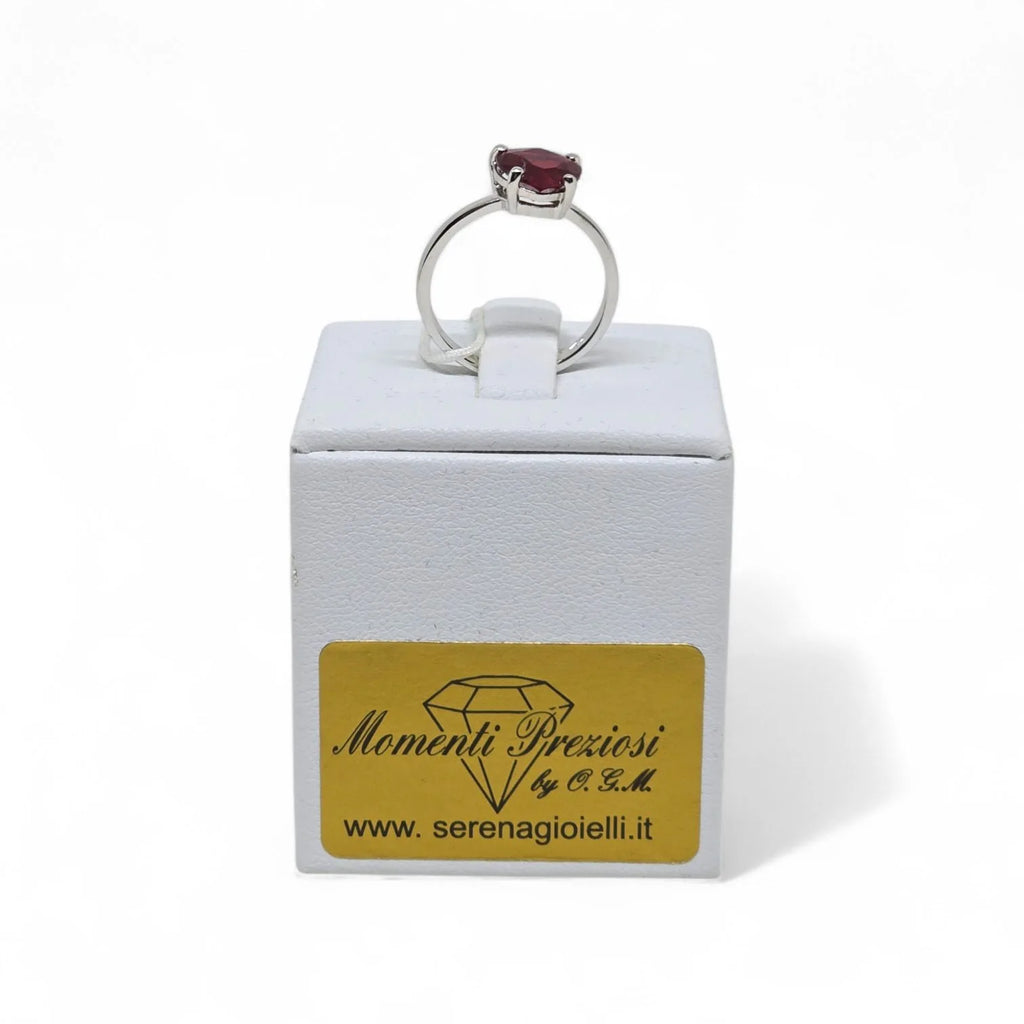 Anello iGold in Oro Bianco 9ct con Zircone Rosso Rubino a Cuore