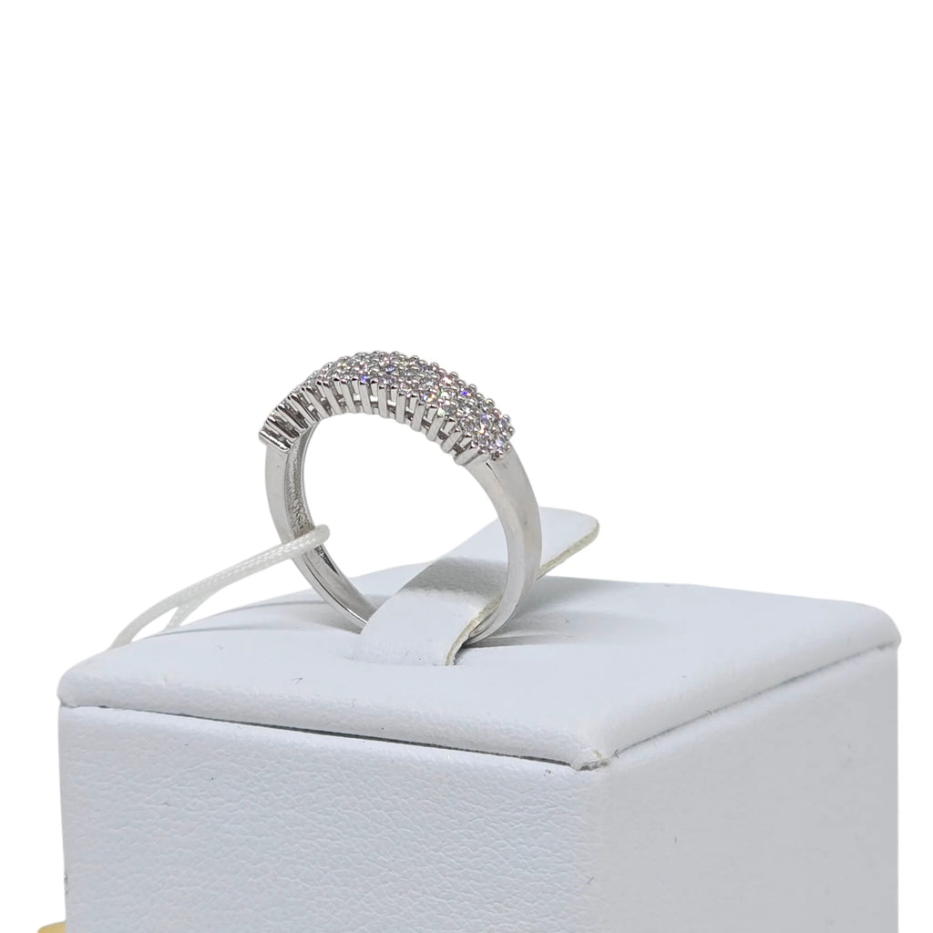 Anello iGold mezza Veretta in Oro Bianco 9ct con Zirconi Bianchi