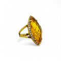 Ring aus 18 Karat Gelbgold mit orangefarbenem Stein, einzigartiger Luxus und Raffinesse