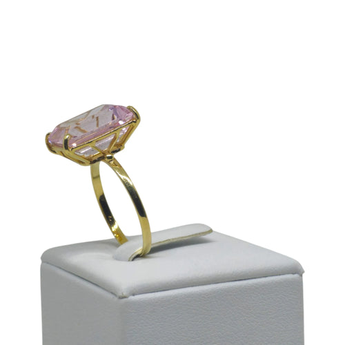 Anello in Oro Giallo 18kt con Pietra Rettangolare