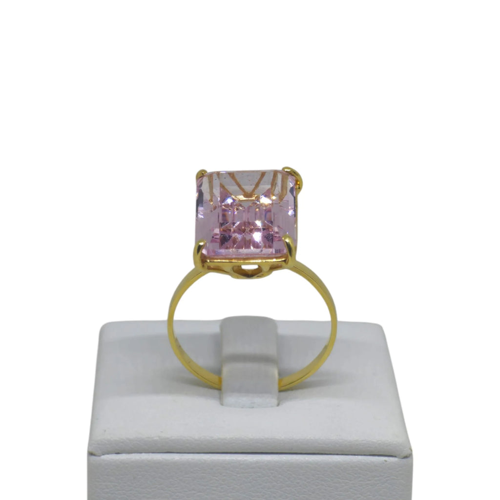 Anello in Oro Giallo 18kt con Pietra Rettangolare