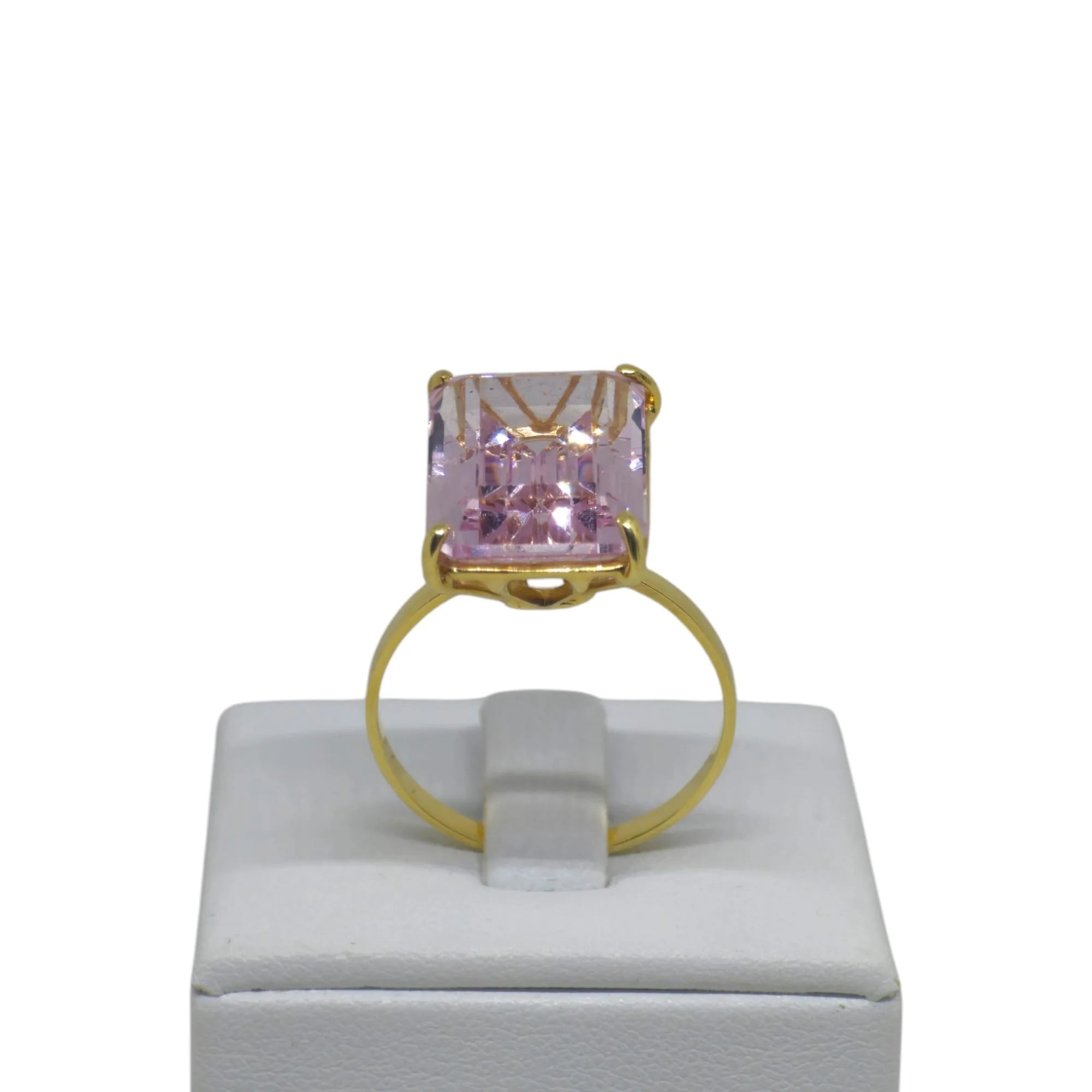 Anello in Oro Giallo 18kt con Pietra Rettangolare
