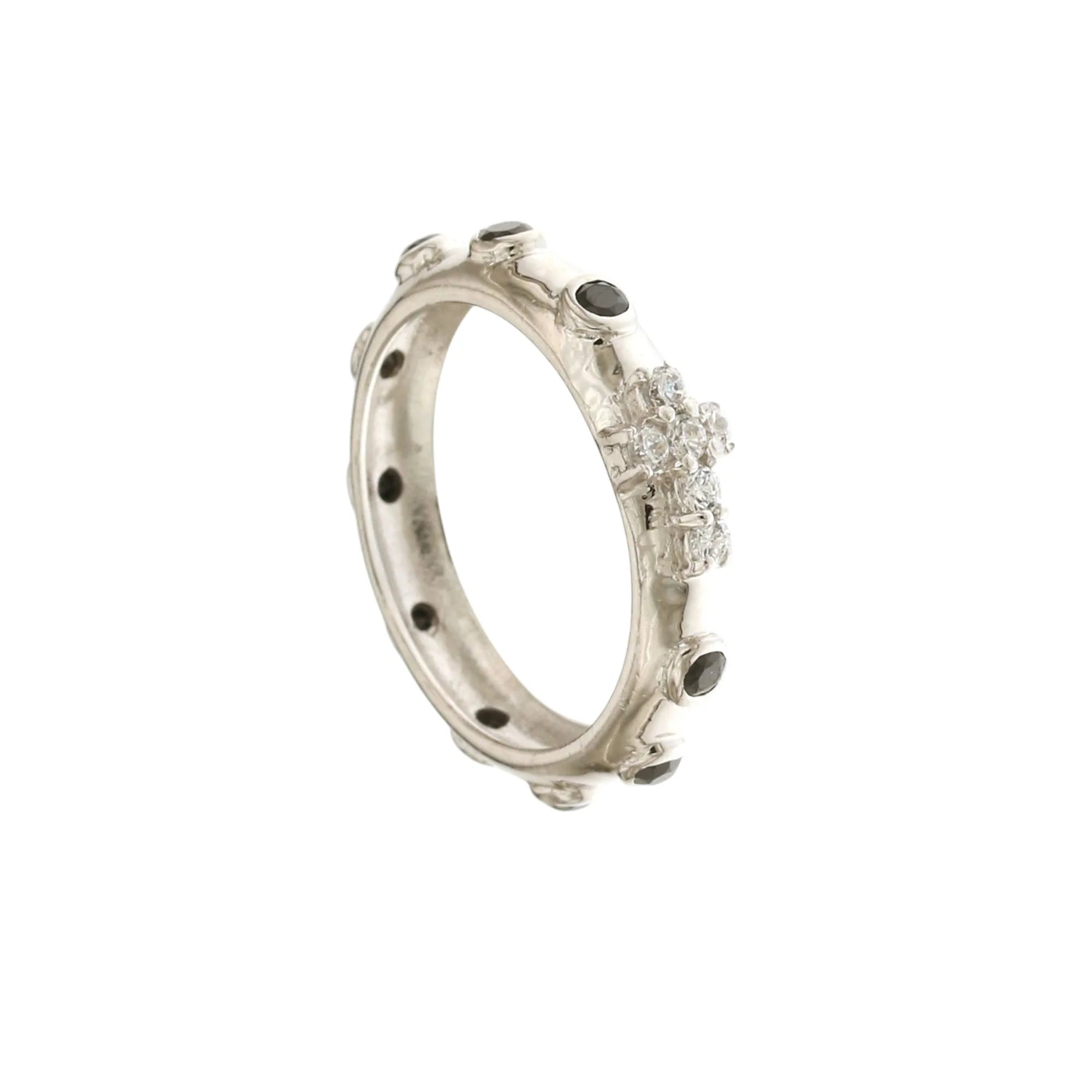 Anello rosario classico in argento con zirconi bianchi e neri