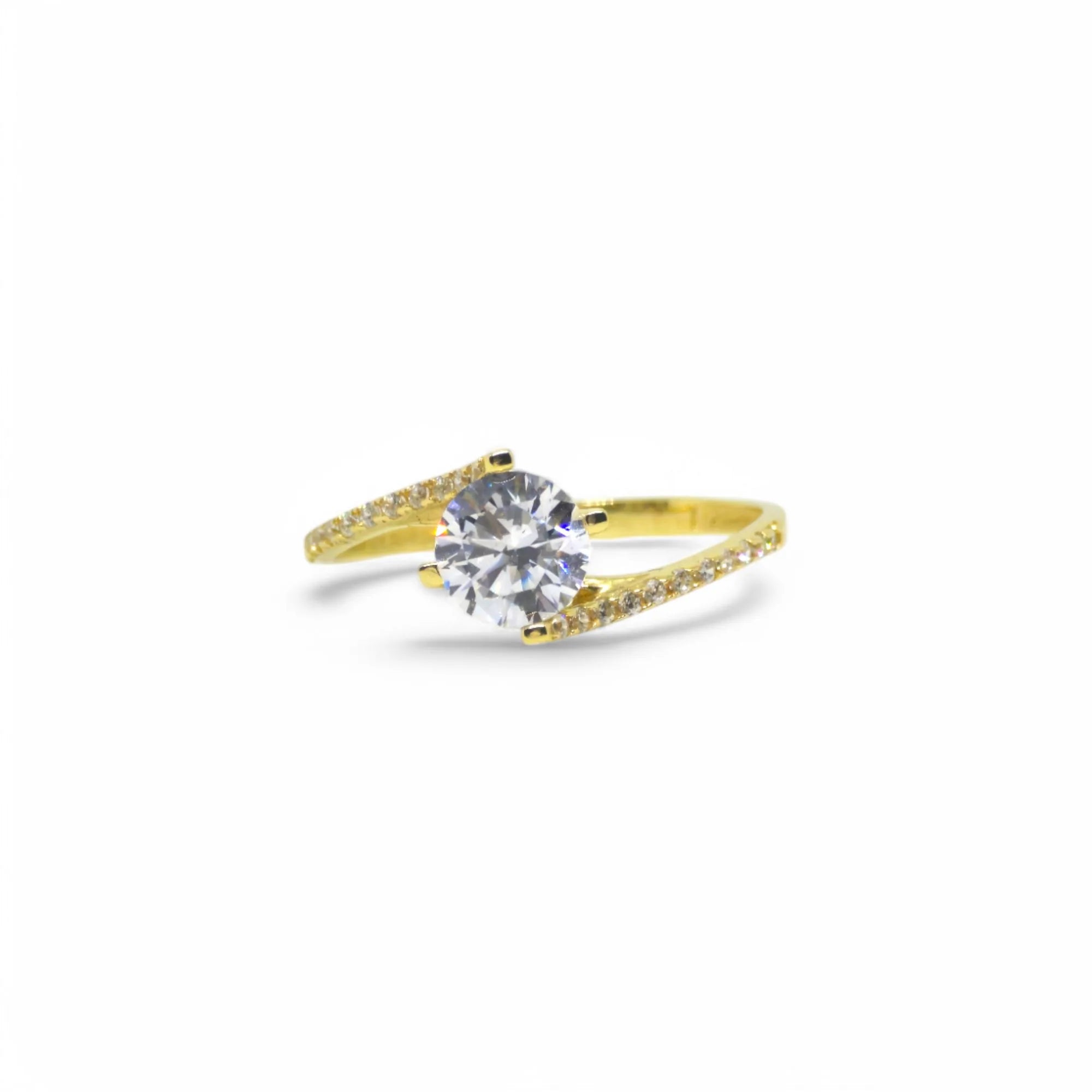 Anello solitario in oro giallo 18 carati con zirconi bianchi
