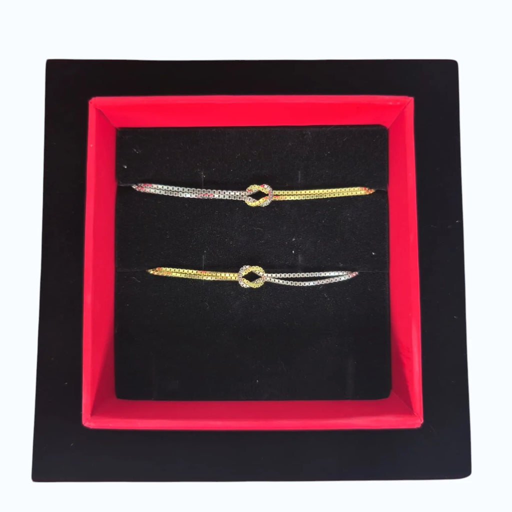 Box regalo San Valentino bracciali nodo saldati al polso