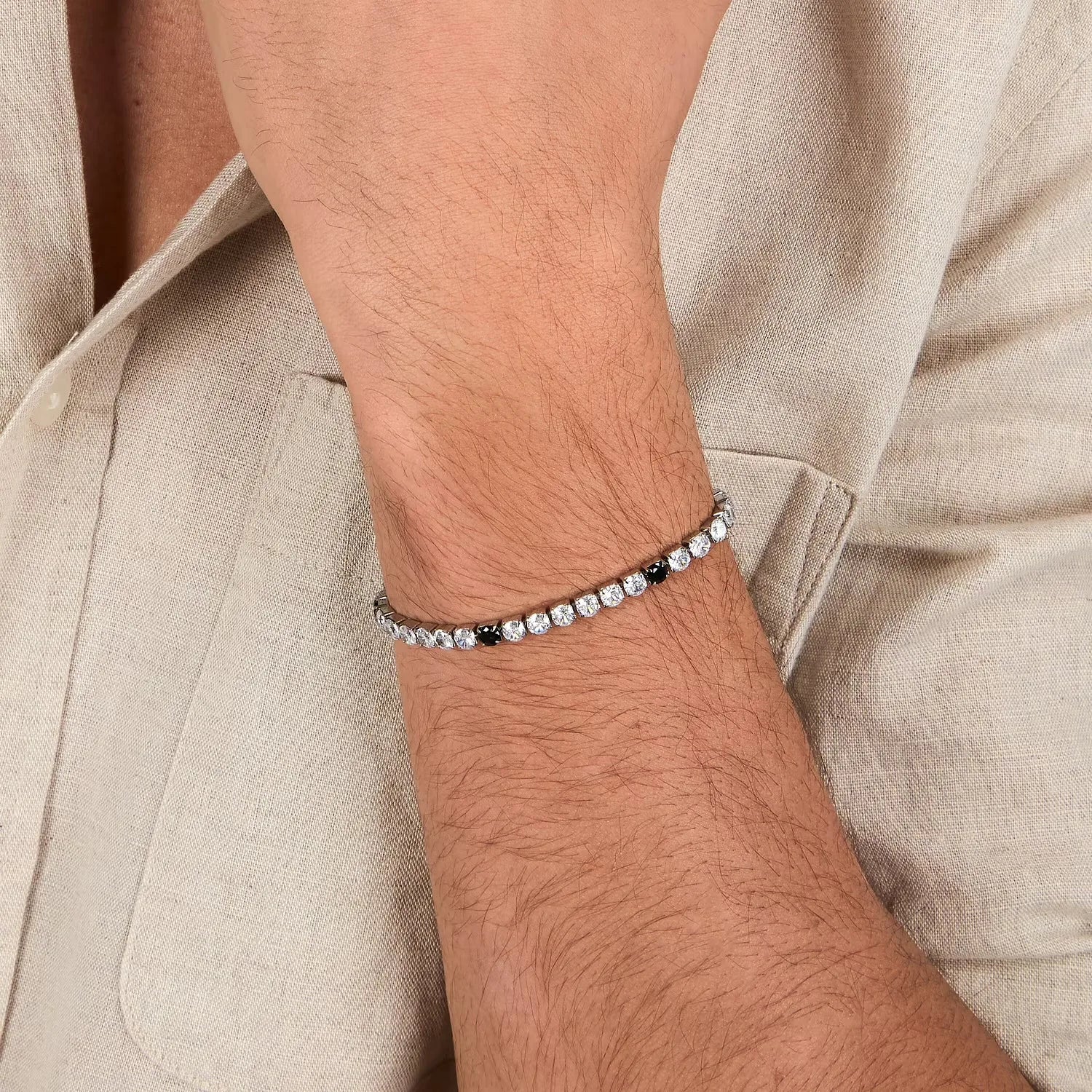 Bracciale Sector tennis con zirconi SANN54