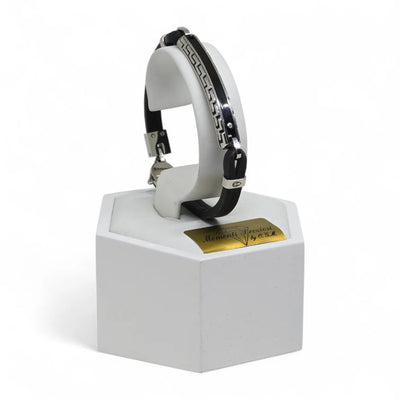 Bracciale Aragonesi in Pelle Nera e Acciaio con Dettagli Geometrici Eleganti