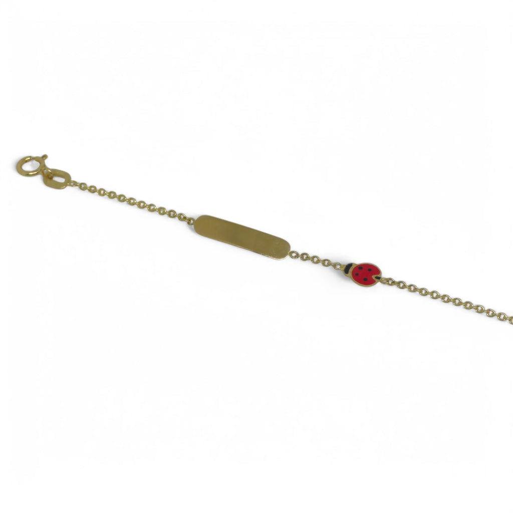 Kinderarmband aus 18 Karat Gelbgold mit Gravurplatte und Marienkäfer