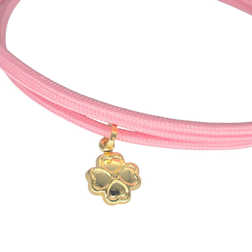 Armband mit Kleeblatt-Anhänger aus 18 Karat Gold und farbigem Magnetseil