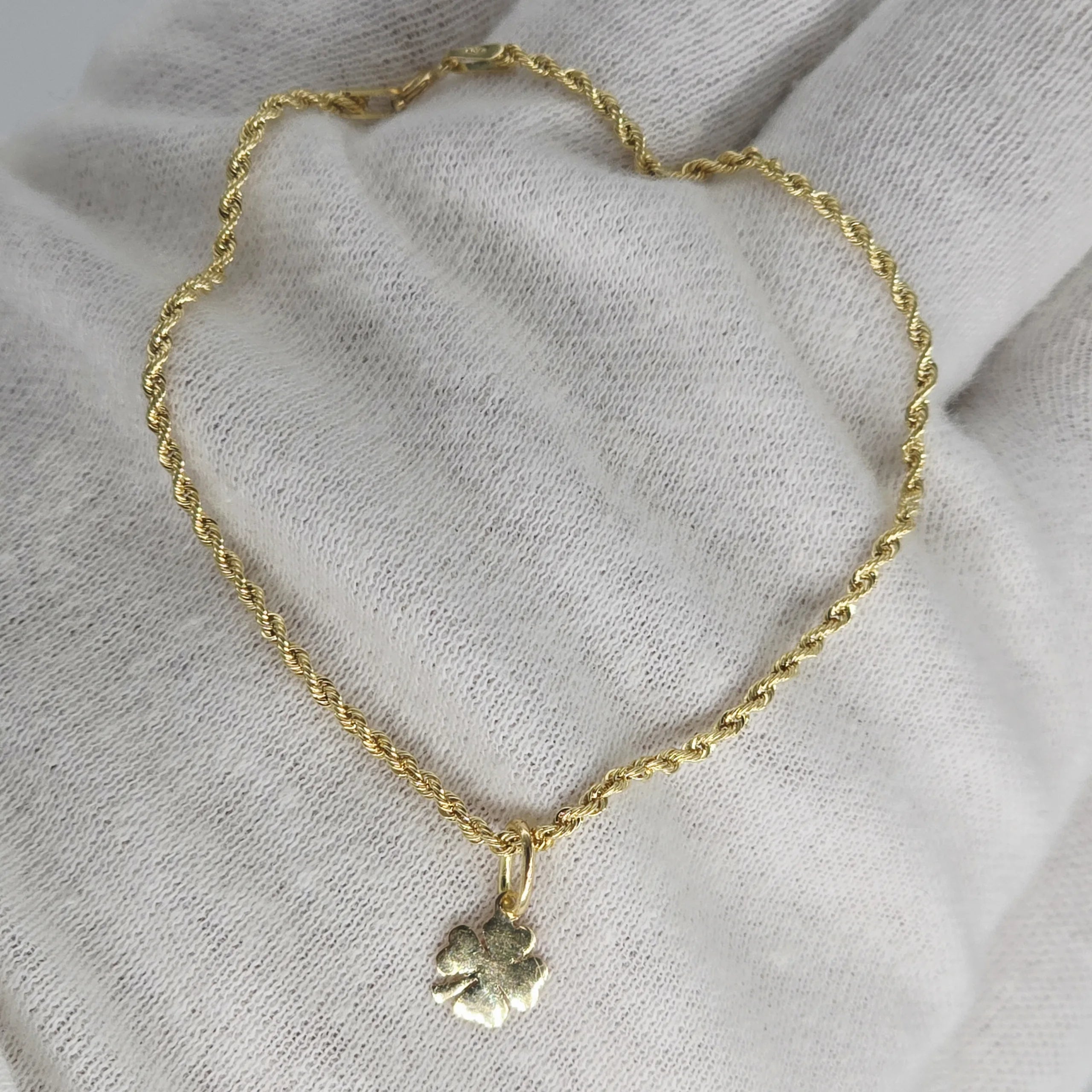 Bracciale donna in oro giallo con quadrifoglio 18kt