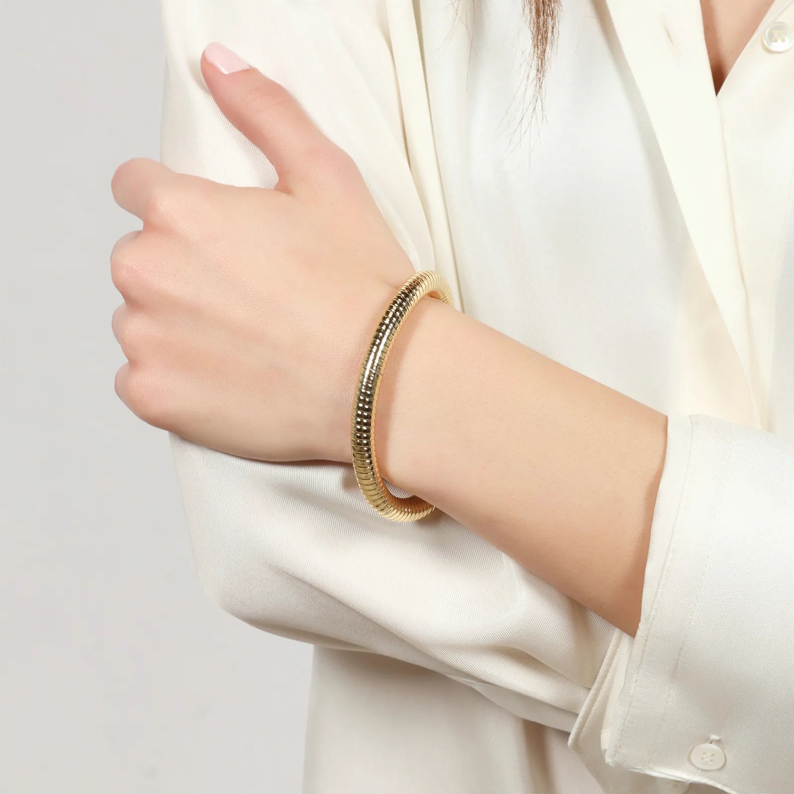 Bracciale rigido Tubogas dorato Unoaerre 2845