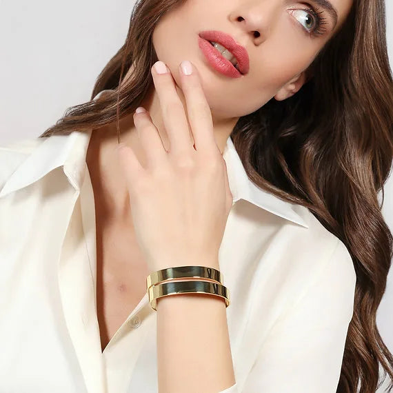 Bracciale rigido da donna in stile fashion Unoaerre 2853