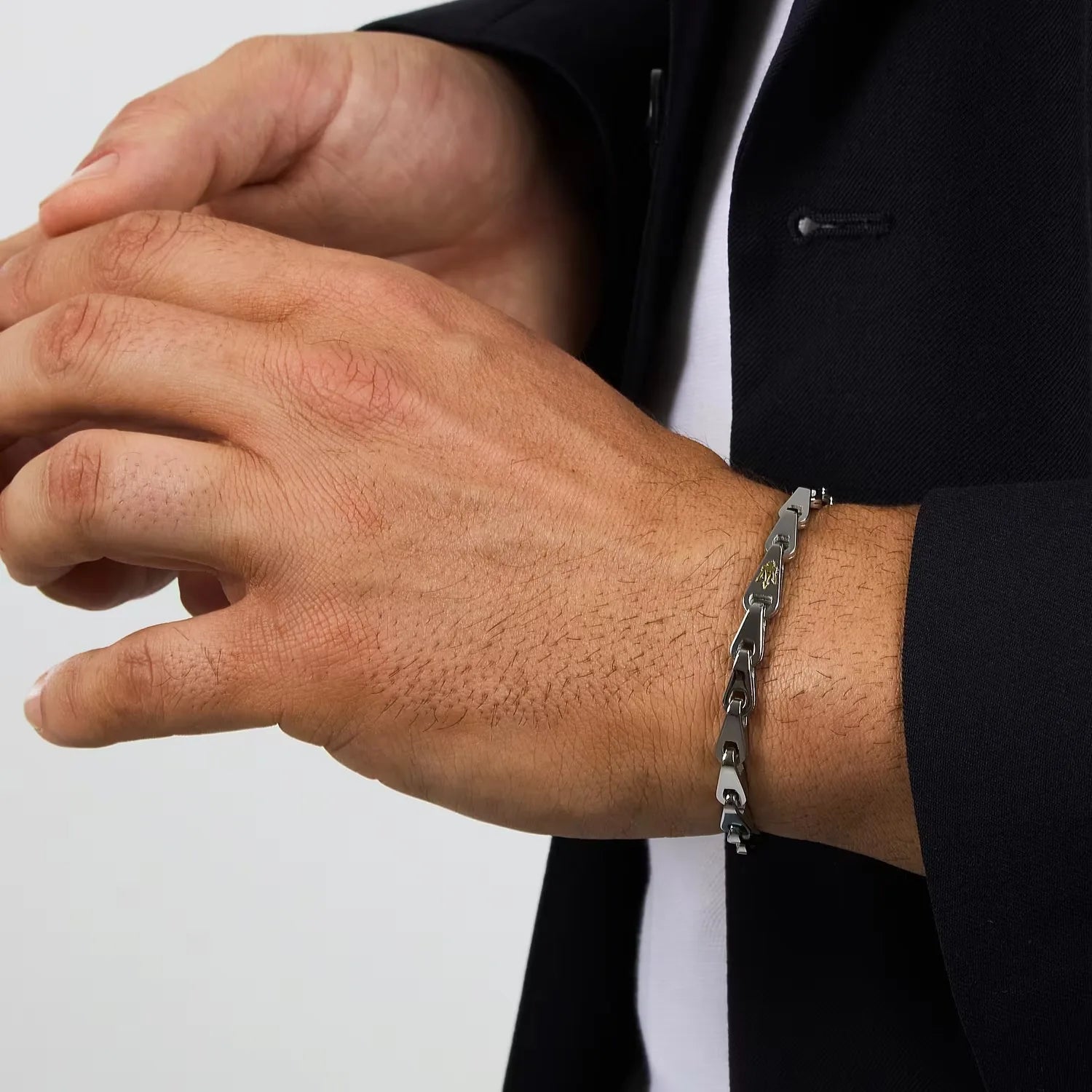 Bracciale uomo gioielli Maserati iconic JM425AVD102