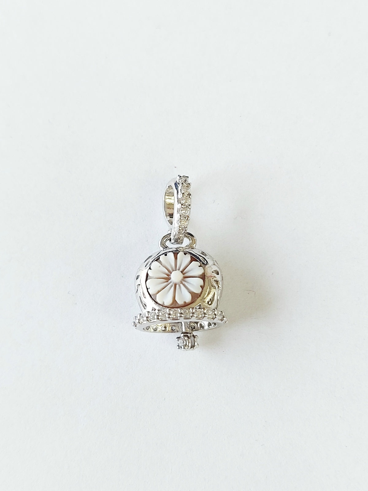 Ciondolo donna campanella capri con cameo fiori in argento 925