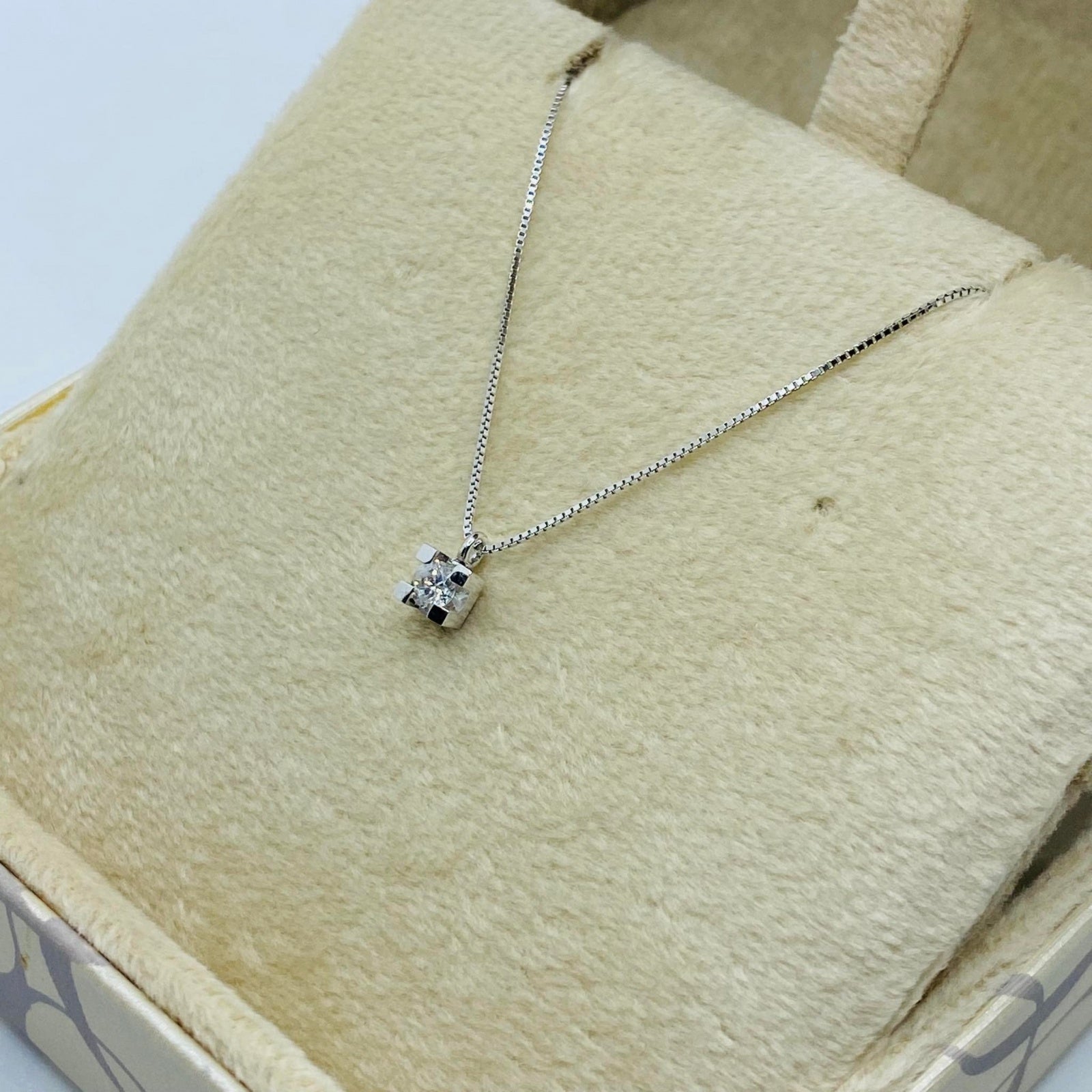 Collana Donna Oro Punto Luce DHPL7173.008 collezione Essenza