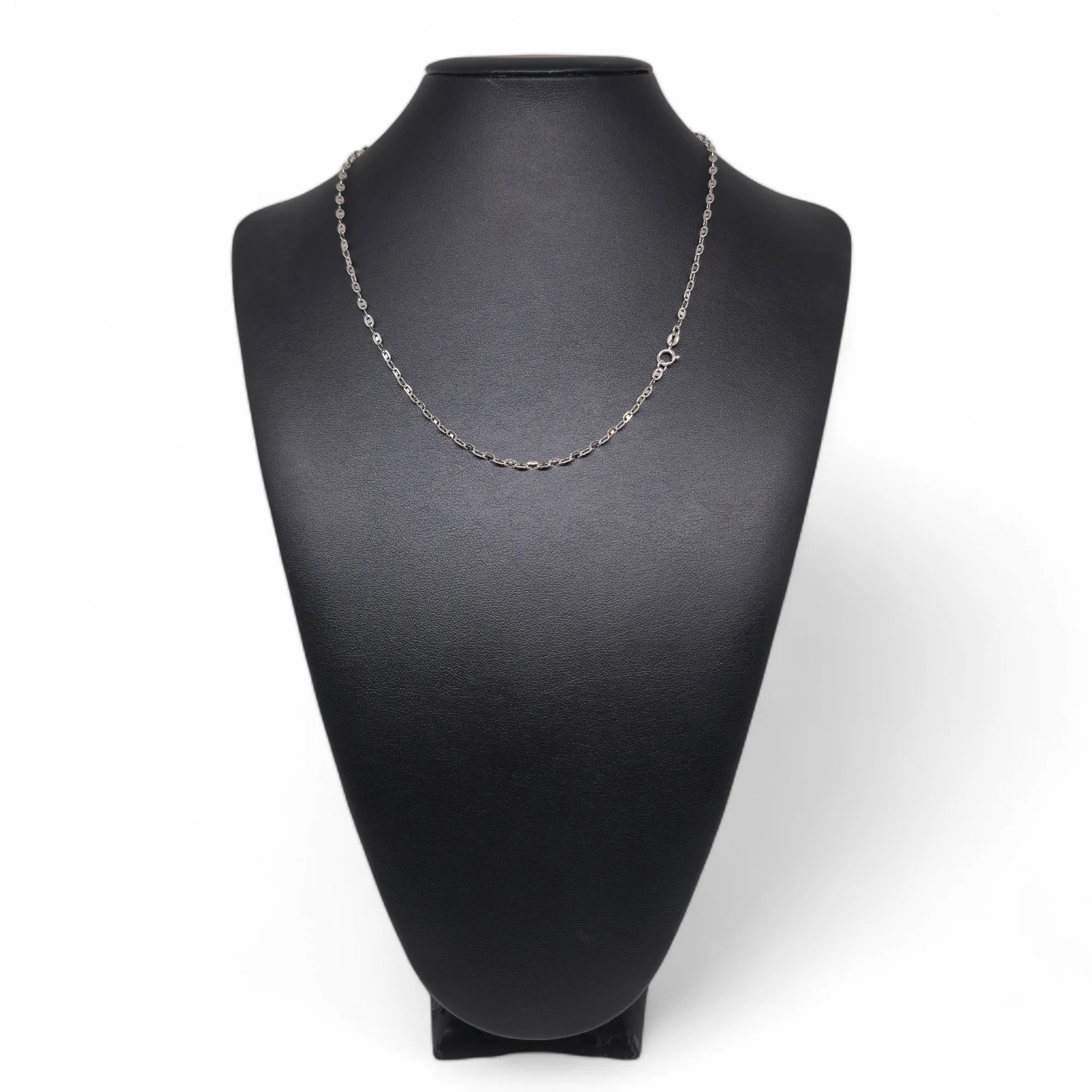 Damenhalskette aus 18 Karat Weißgold mit flacher abwechselnder Kette, 44 cm