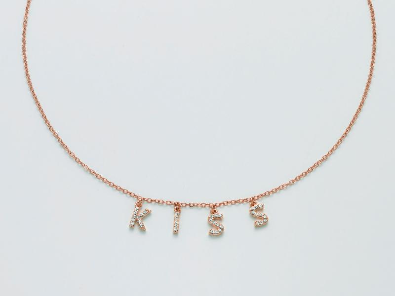 Halskette Damen Kiara mit Schriftzug Kiss aus Messing Rosé und Zirkonia KCLD3883R