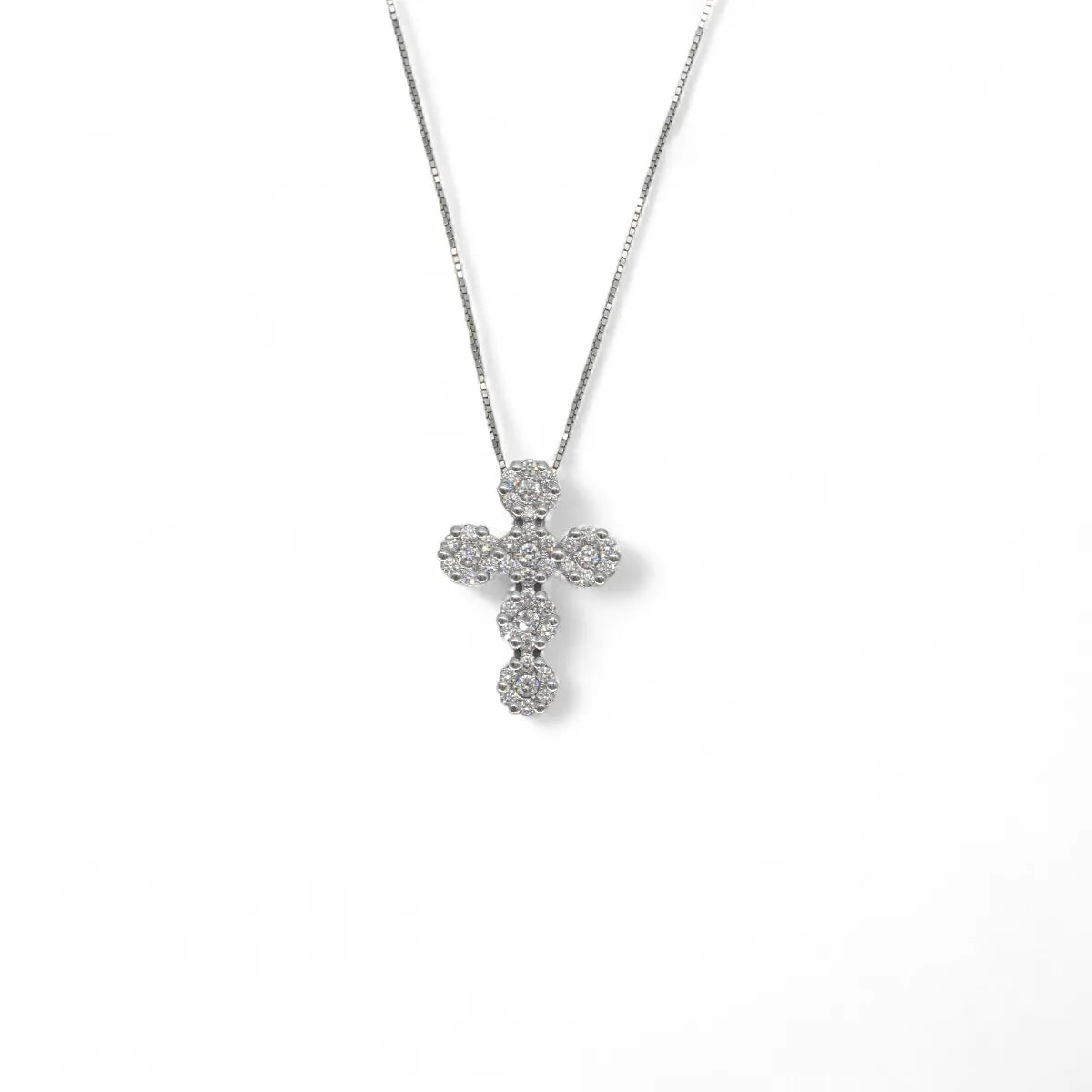 Collana donna in oro 18kt con croce di diamanti bianchi