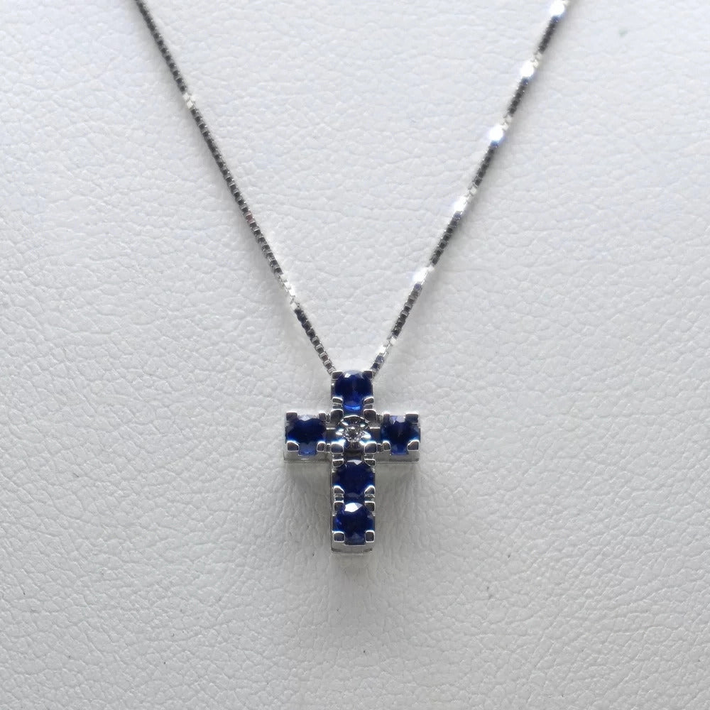 Collana in Oro bianco con croce in zaffiri blu e diamante DonnaOro lpz10121.001