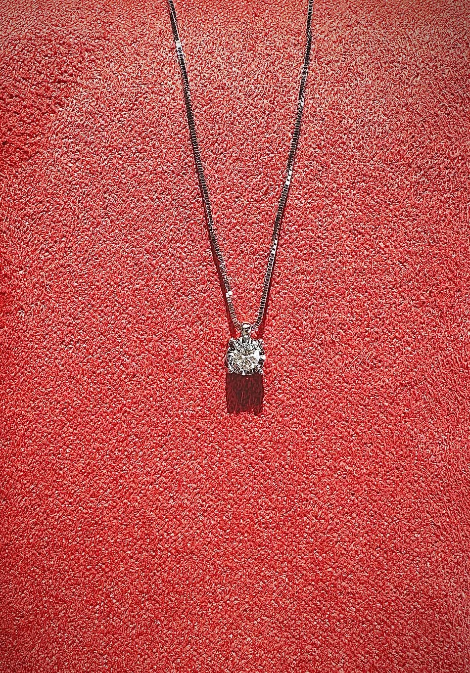 Damen-Solitaire-Halskette der Marke Donnaoro aus Weißgold mit Diamanten DKPL6880.S015