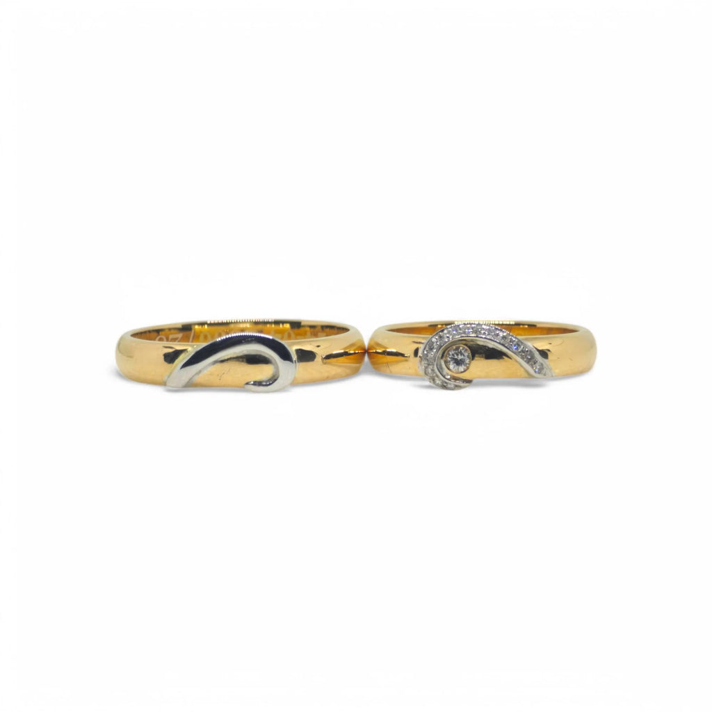 Eheringe aus 18 Karat Gelbgold mit Herz und Diamanten