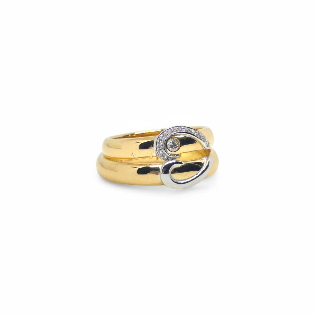 Eheringe aus 18 Karat Gelbgold mit Herz und Diamanten