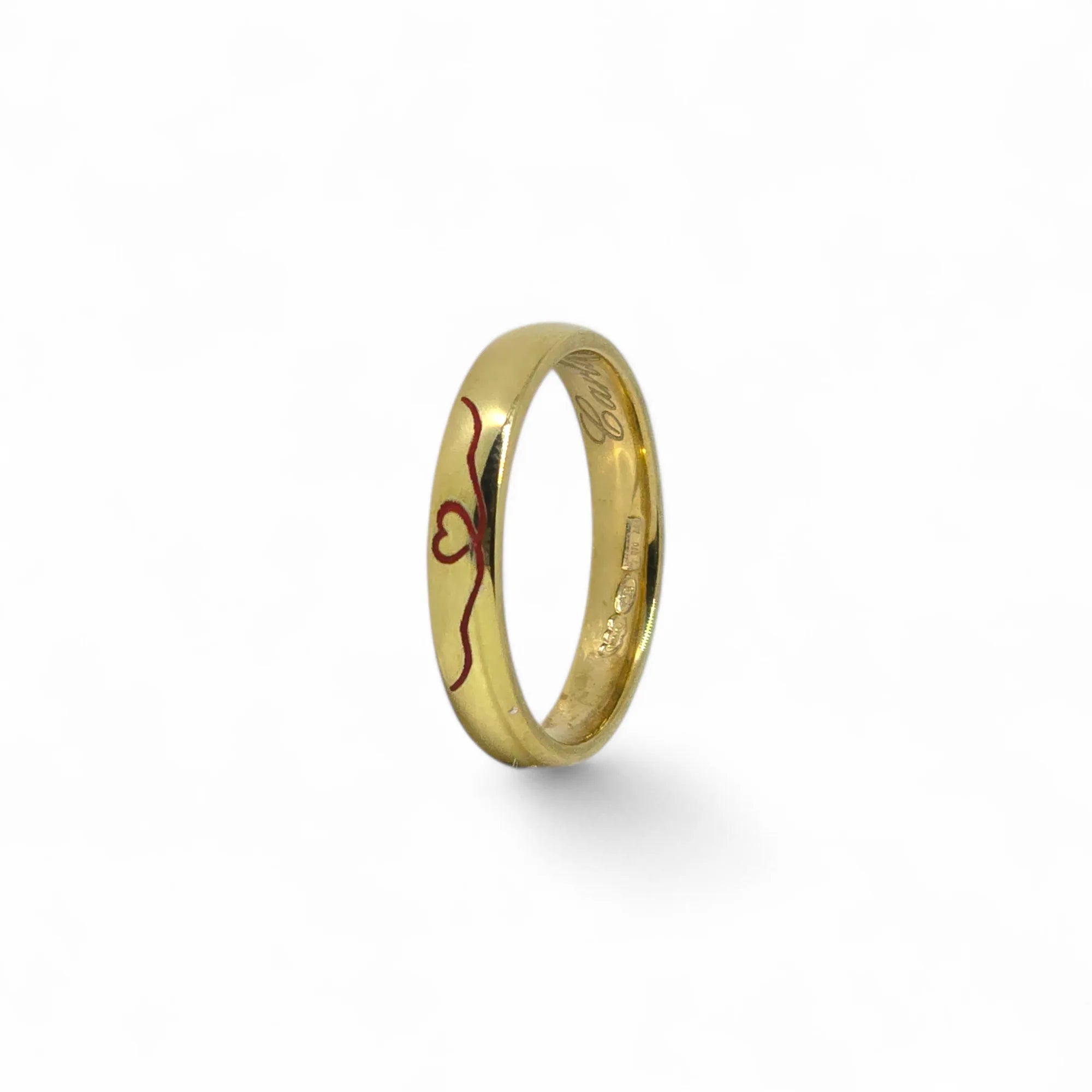 Fedine modello comoda in argento 925 con cuore inciso rosso