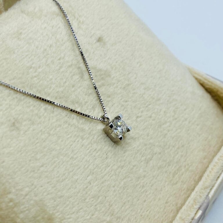 Girocollo donna punto Luce Donnaoro con diamante Ct 0.27 DHPL7173.027