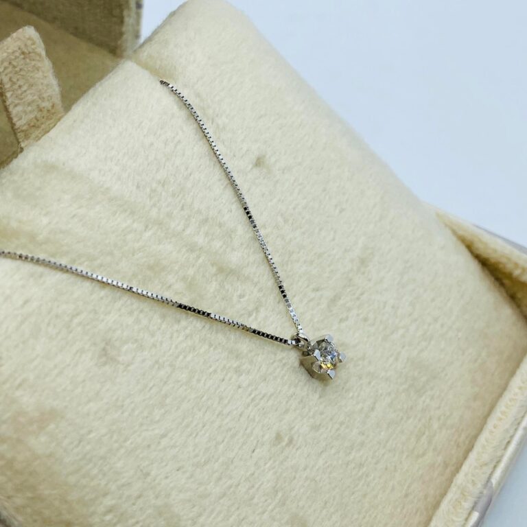 Girocollo donna punto luce DonnaOro con diamante  Ct 0.15 dhpl7173.015