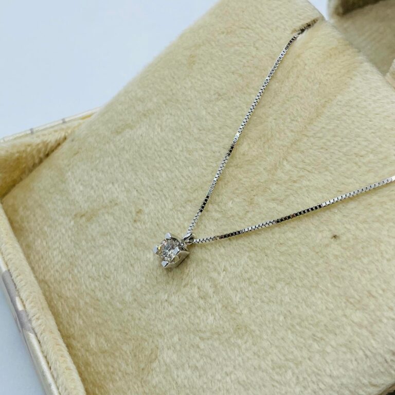 Girocollo punto luce donnaoro con diamante Ct 0.13 dhpl7173.013