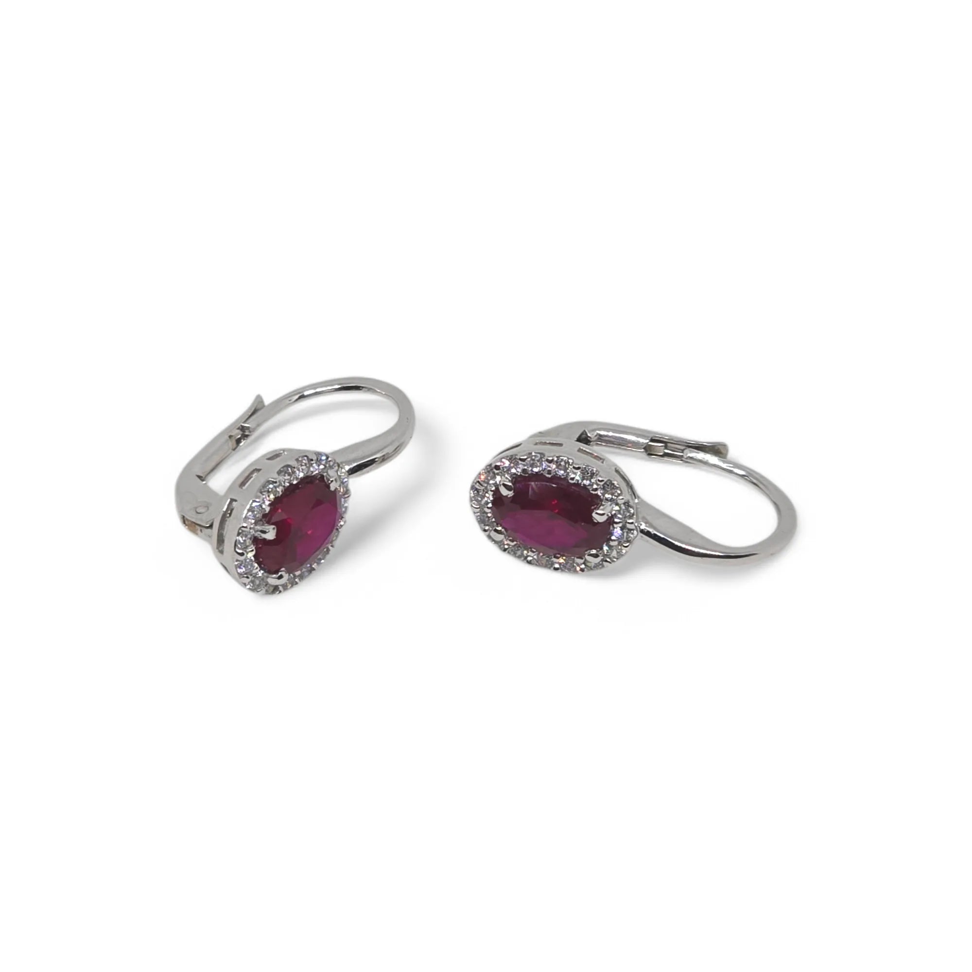 Ovale Ohrringe aus 9 Karat Gelbgold mit roten Zirkonias
