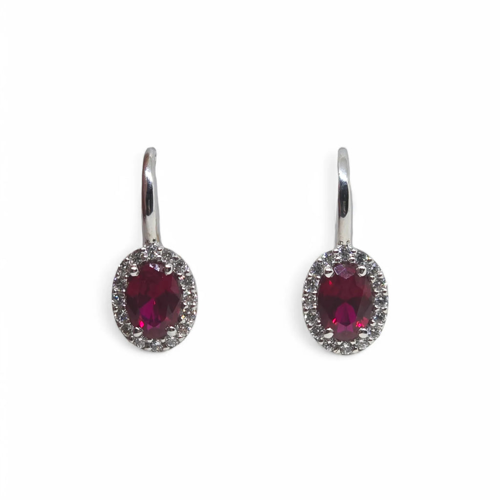 Ovale Ohrringe aus 9 Karat Gelbgold mit roten Zirkonias