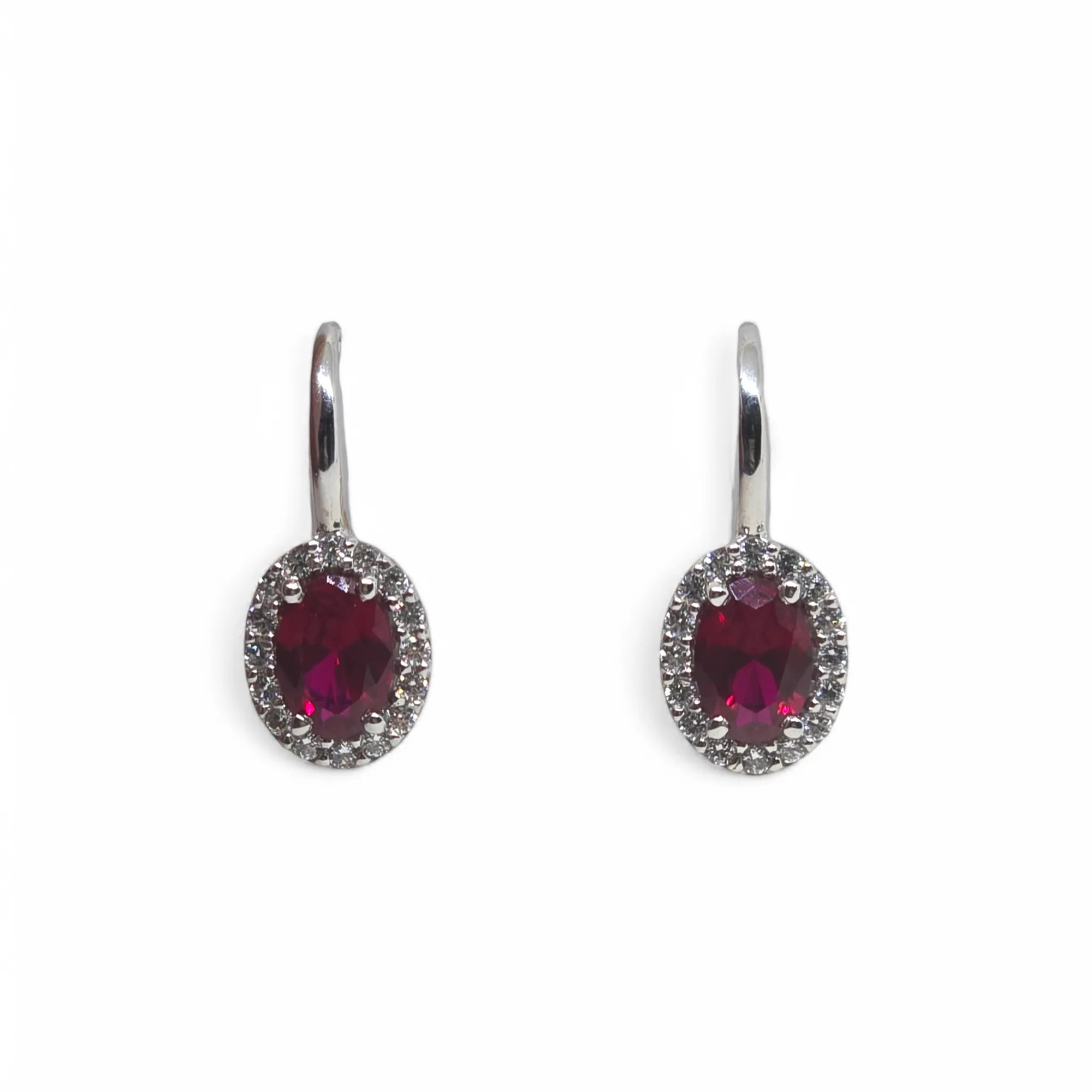 Ovale Ohrringe aus 9 Karat Gelbgold mit roten Zirkonias