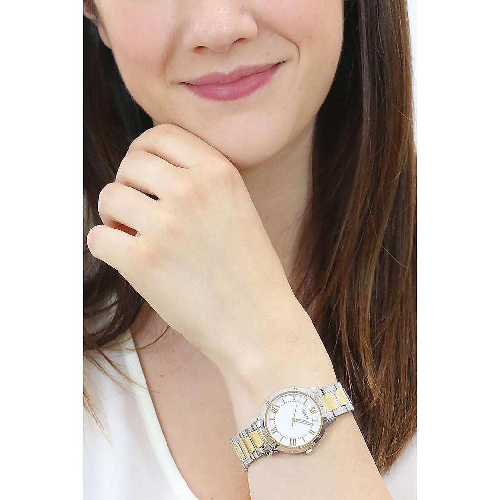 Guess Damen-Quarzuhr gw0404l2