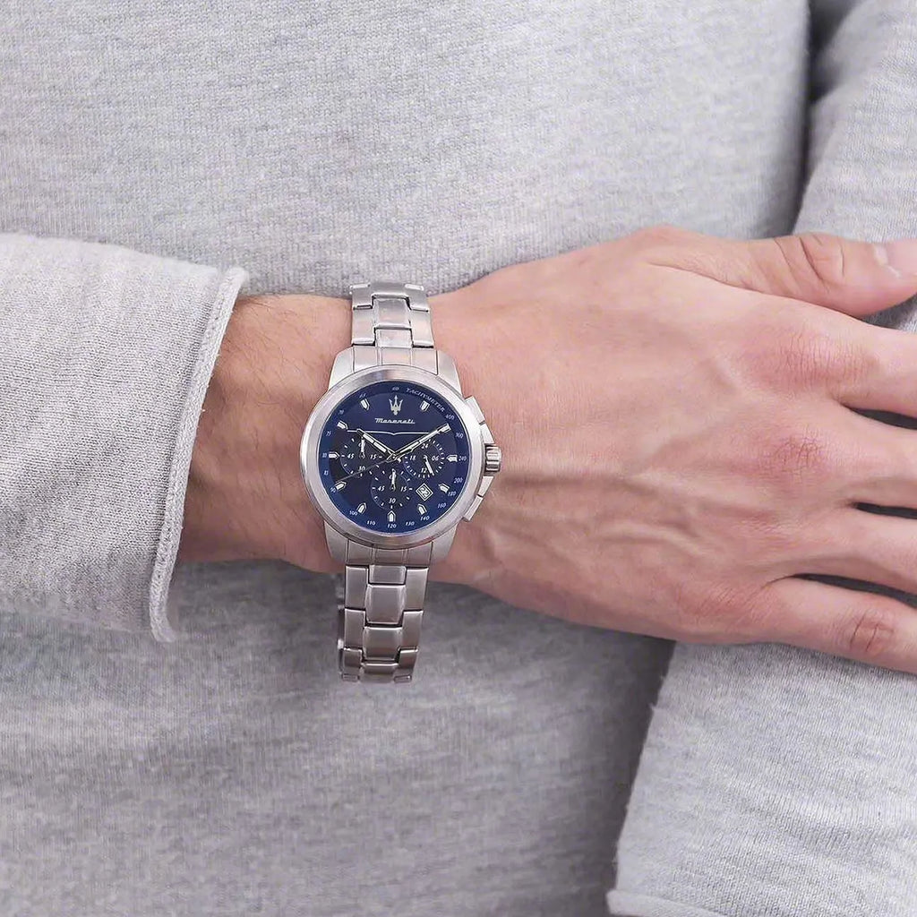 Maserati Herrenuhr mit blauem Zifferblatt R8873621002