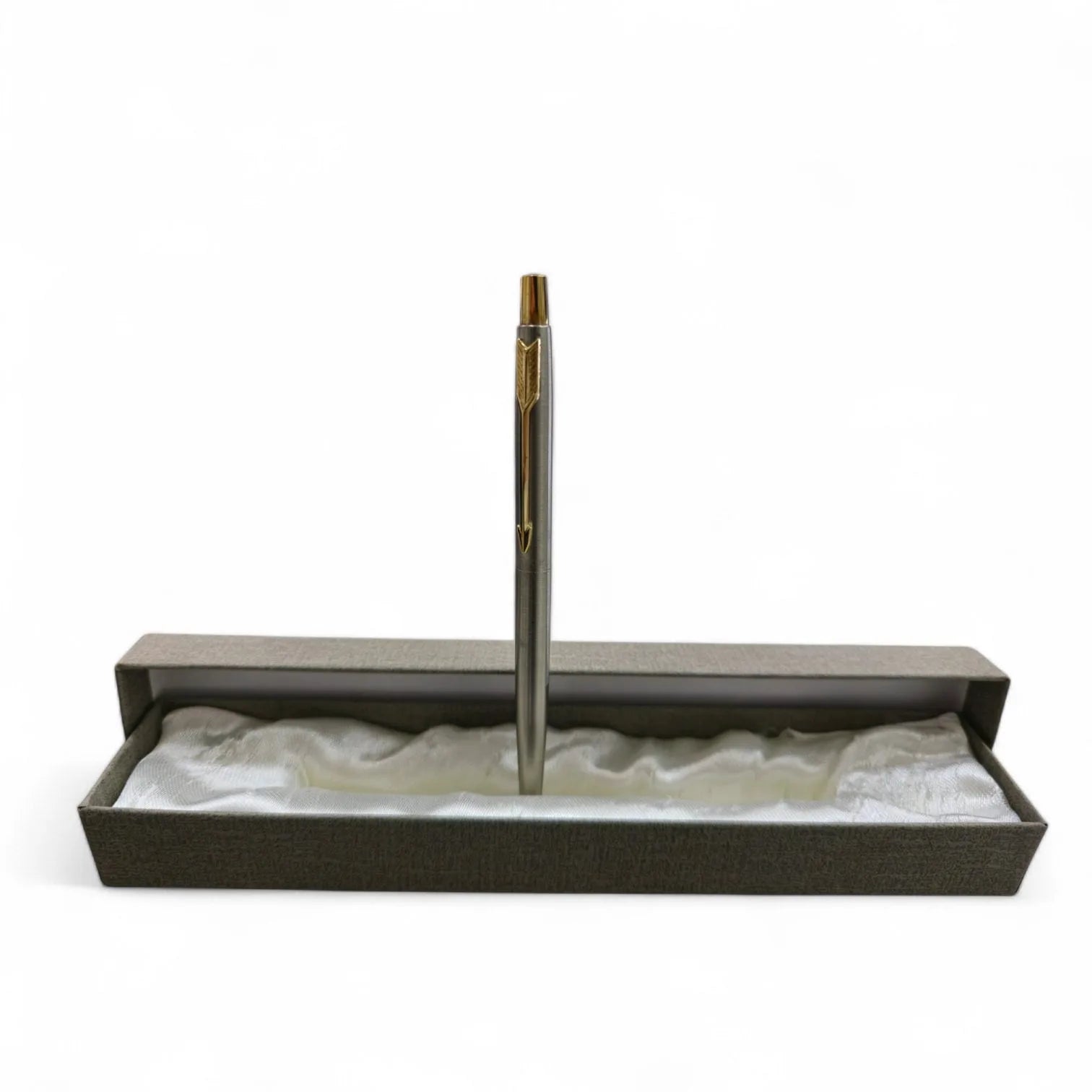 Penna in argento e rifiniture dorate con astuccio
