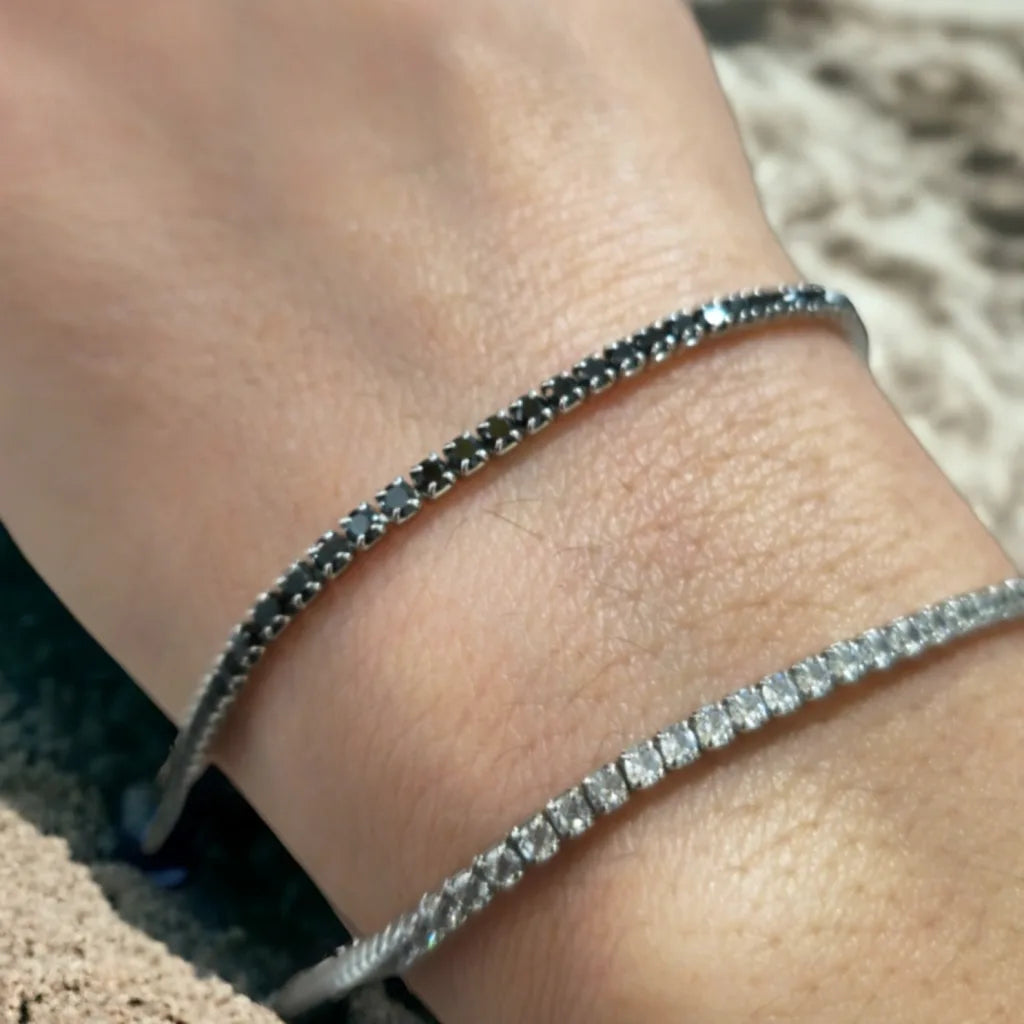 Bracciale Eternity saldato al polso prenota e acquista il tuo buono