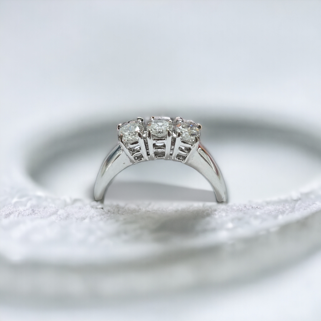 Anello trilogy da Donna con diamanti