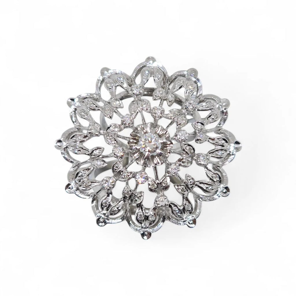 Luxuriöser 18k Weißgold-Solitärring mit Diamanten